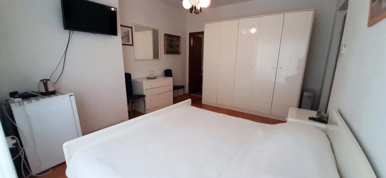 Rooms N&M Baška Voda Екстериор снимка