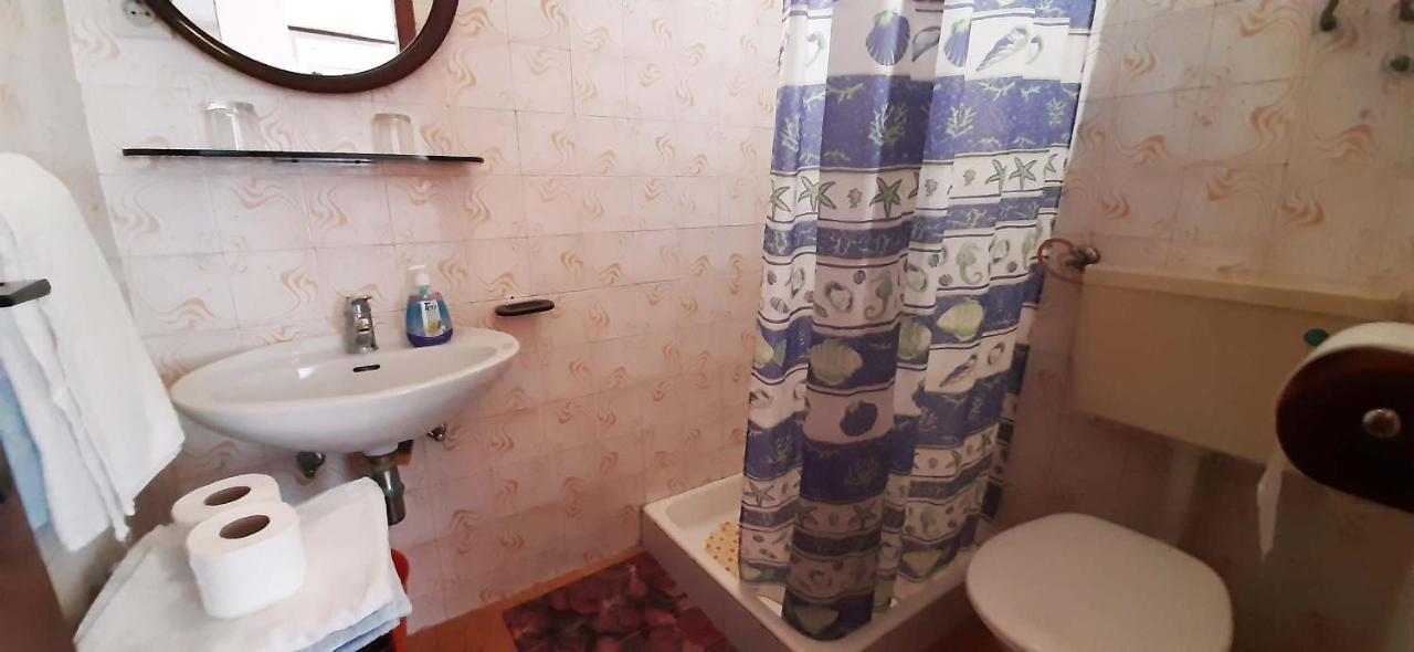 Rooms N&M Baška Voda Екстериор снимка