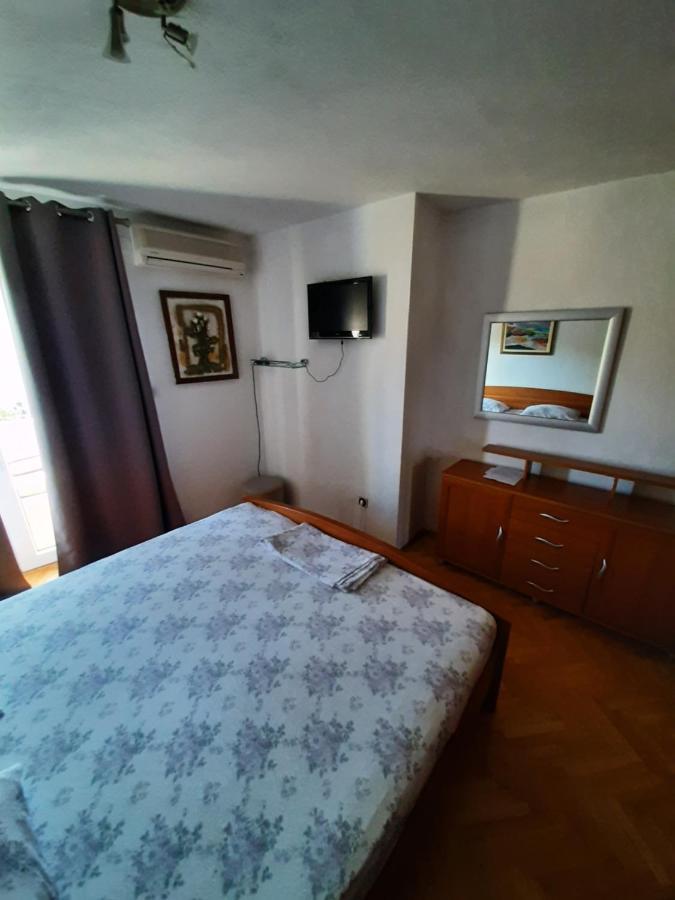 Rooms N&M Baška Voda Екстериор снимка