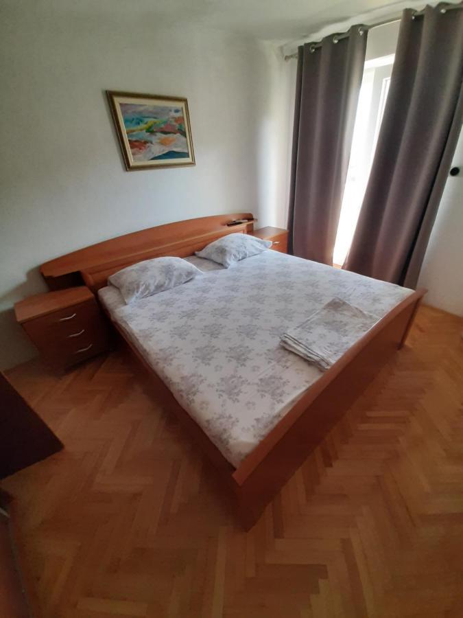 Rooms N&M Baška Voda Екстериор снимка
